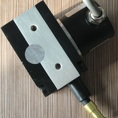 拉繩電流傳感器的原理及注意事項(xiàng) 拉繩電流傳感器的原理及注意事項(xiàng)