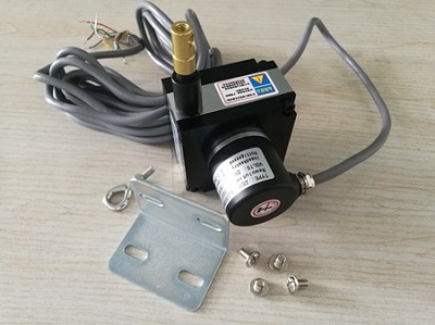 JL系列油缸拉繩位移傳感器的用途及注意事項(xiàng)  JL系列油缸拉繩位移傳感器的用途及注意事項(xiàng)