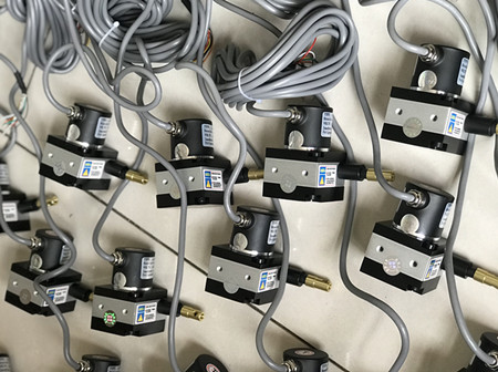 JL100-P1000電壓輸出型拉線位移傳感器的調(diào)試方法 JL100-P1000電壓輸出型拉線位移傳感器的調(diào)試方法