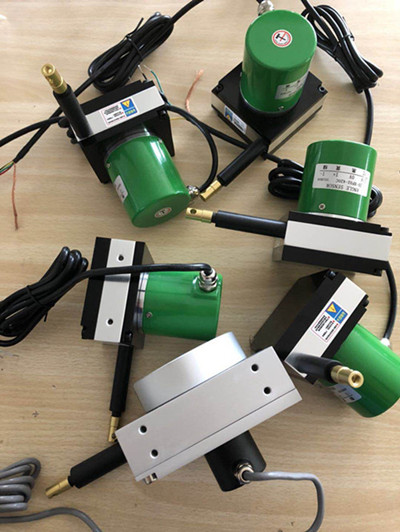 JL 拉線行程傳感器在挖掘機(jī)中的使用特點(diǎn)  JL 拉線行程傳感器在挖掘機(jī)中的使用特點(diǎn)