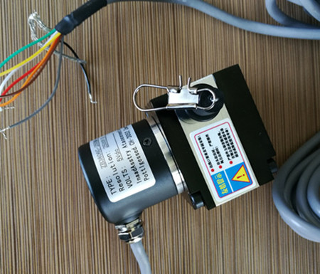 拉線電子尺的原理及使用要求  拉線電子尺的原理及使用要求