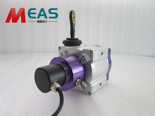 拉繩位移傳感器的幾種安裝方式-背面?zhèn)让婕靶泵? alt=