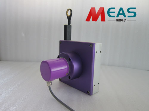 拉線式位移傳感器在邊坡裂縫中的作用  拉線式位移傳感器在邊坡裂縫中的作用