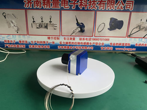 拉繩位移傳感器如何來(lái)運(yùn)用自身特點(diǎn)實(shí)現(xiàn)位移功能 拉繩位移傳感器如何來(lái)運(yùn)用自身特點(diǎn)實(shí)現(xiàn)位移功能