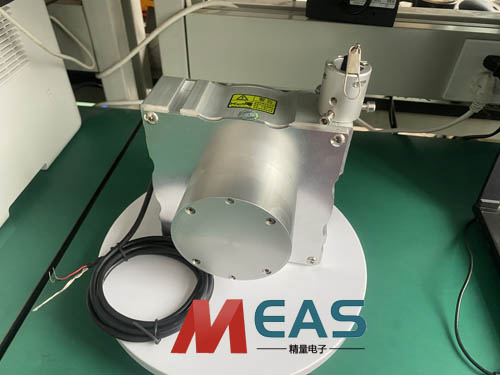 拉線位移傳感器實(shí)現(xiàn)測(cè)量位移目的而設(shè)計(jì)的電位器 拉線位移傳感器實(shí)現(xiàn)測(cè)量位移目的而設(shè)計(jì)的電位器