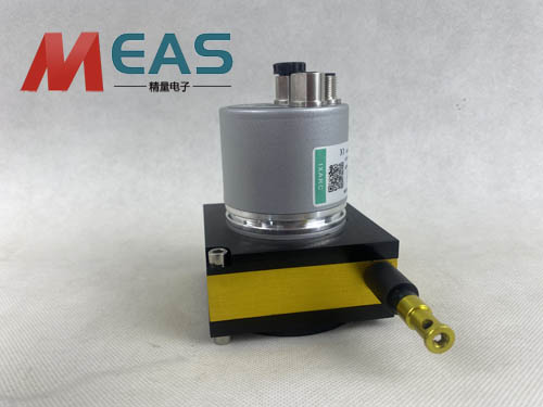 拉繩位移傳感器將位移量轉(zhuǎn)換成可計量的測量裝置 拉繩位移傳感器將位移量轉(zhuǎn)換成可計量的測量裝置