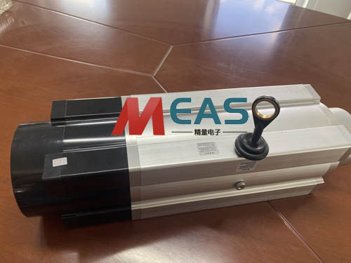 拉繩位移傳感器兩端的起止位置可以自由設(shè)定 拉繩位移傳感器兩端的起止位置可以自由設(shè)定