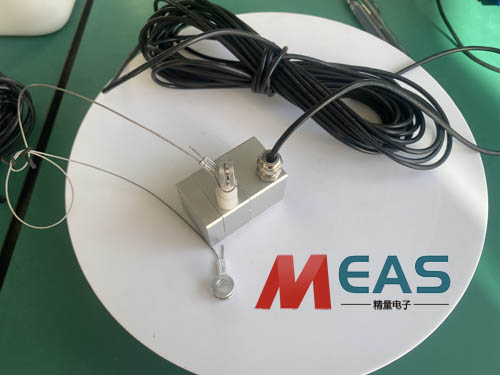 拉線位移傳感器其線性度也是相對(duì)的不能保證絕對(duì) 拉線位移傳感器其線性度也是相對(duì)的不能保證絕對(duì)