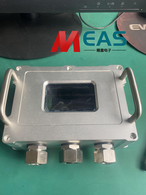 BL800E數(shù)字化儲(chǔ)油柜專用遠(yuǎn)傳表記實(shí)現(xiàn)了電力設(shè)備運(yùn)行的智能化與自動(dòng)化 BL800E數(shù)字化儲(chǔ)油柜專用遠(yuǎn)傳表記實(shí)現(xiàn)了電力設(shè)備運(yùn)行的智能化與自動(dòng)化