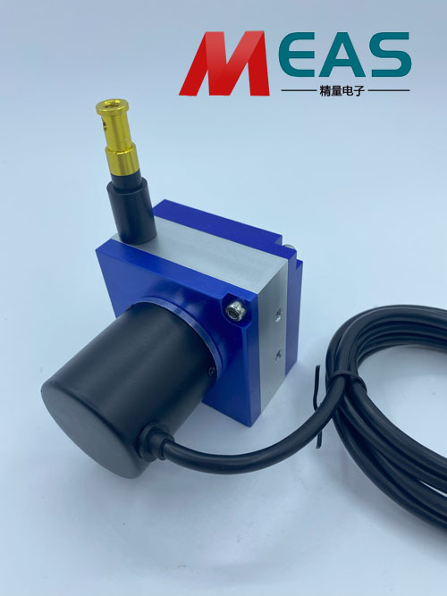 拉線位移傳感器借助精密水平儀細(xì)細(xì)校驗(yàn) 拉線位移傳感器借助精密水平儀細(xì)細(xì)校驗(yàn)