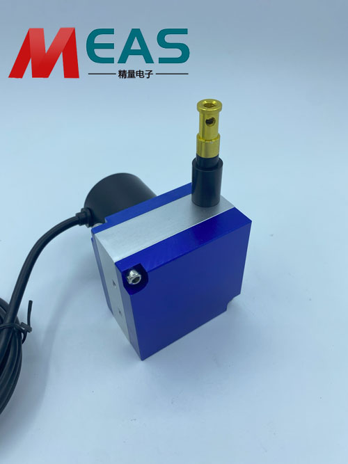 拉繩位移傳感器每一次測(cè)量都伴隨著電壓的微妙變化 拉繩位移傳感器每一次測(cè)量都伴隨著電壓的微妙變化