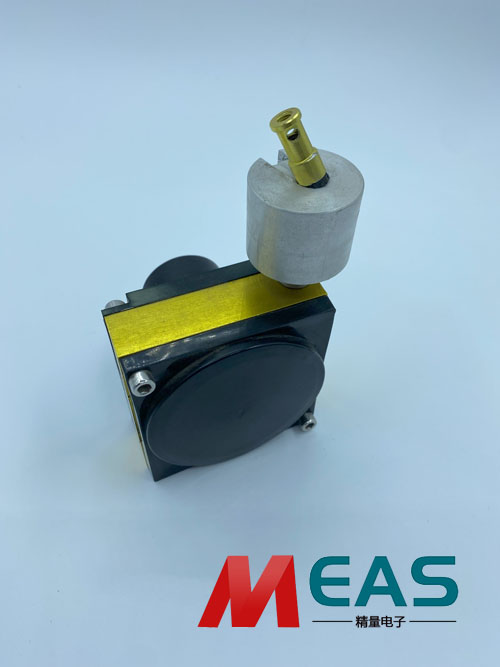 拉繩位移傳感器承載著物體移動的全部信息 拉繩位移傳感器承載著物體移動的全部信息