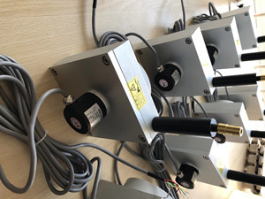 伸縮式拉線(xiàn)傳感器