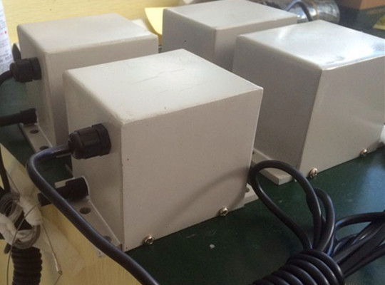 直線激光位移傳感器的應(yīng)用范圍及參數(shù)