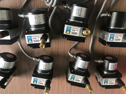 拉繩式位移編碼器選型要點