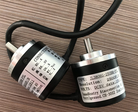 拉繩位移傳感器在工作中引起的電阻變化