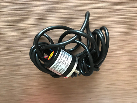 介紹一下脈沖型拉繩編碼器的工作原理: