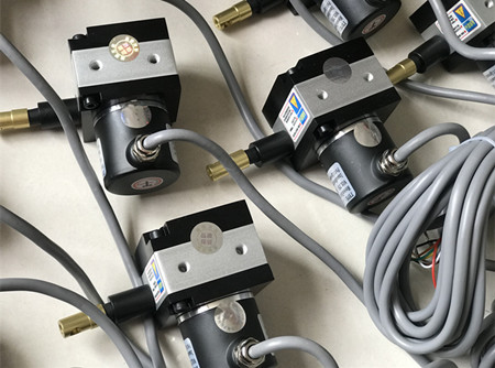 JL300-M5000拉繩位移傳感器的保養(yǎng)措施